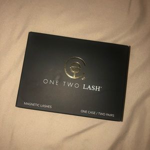 One Two Cosmetics Magnetic Lashes